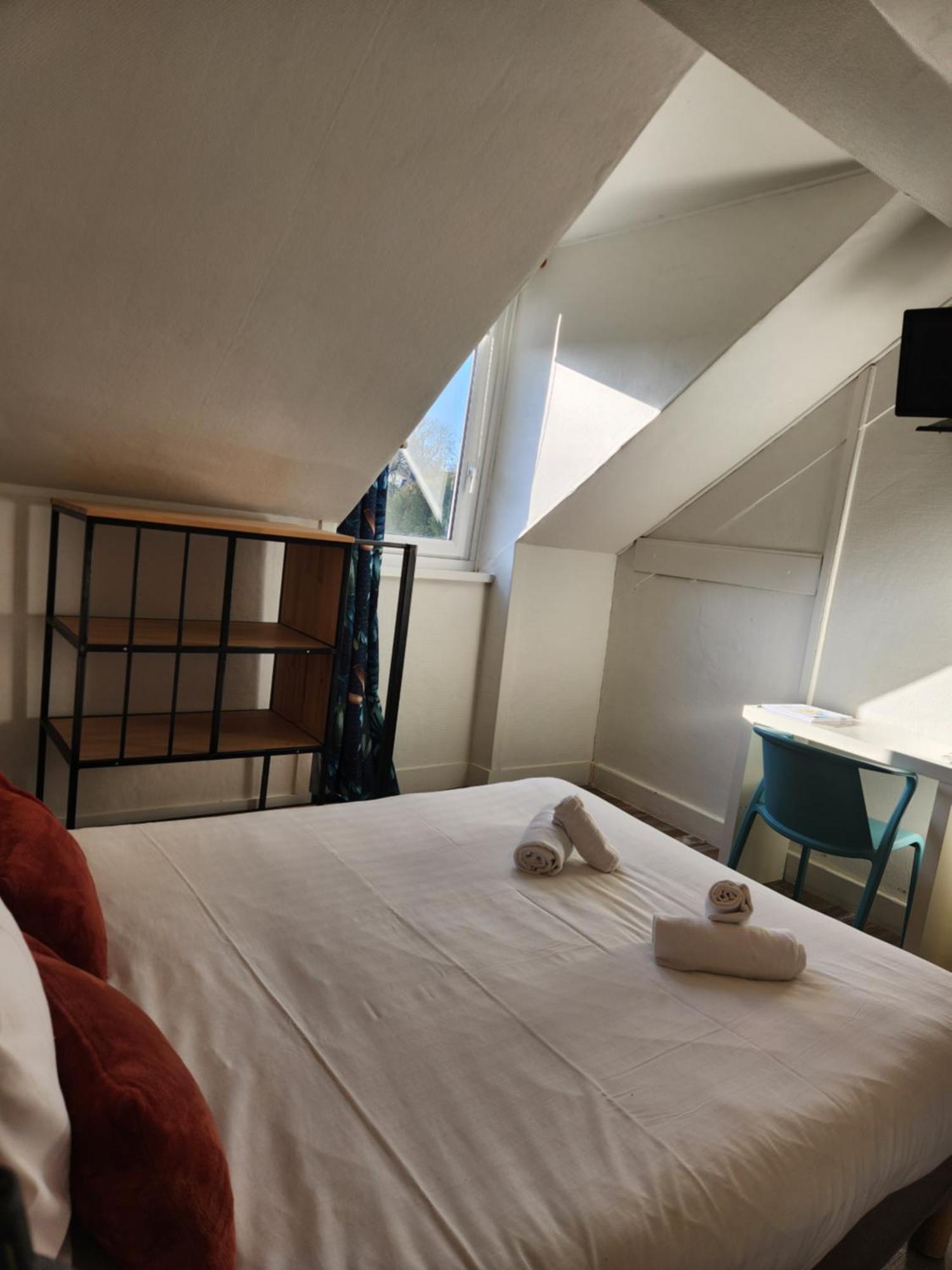 فندق Le Petit Montmartre دينار المظهر الخارجي الصورة
